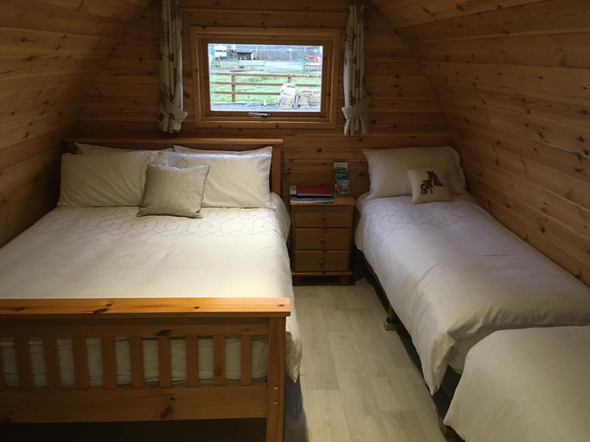 Emlagh, Self Catering Glamping Pods *